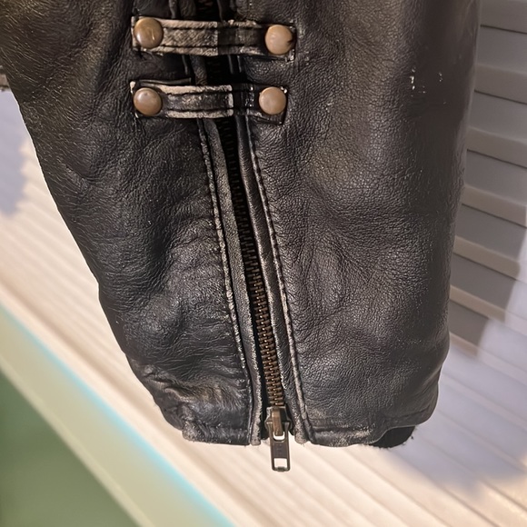 Custom Bilt Motorcycle Jacket - Picture 6 of 10